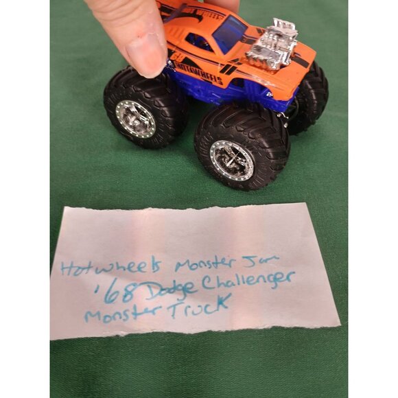 HOT WHEELS MONSTER JAM `68 DODGE CHALLENGER MONSTER TRUCK MATTEL 1/64 DIECAST - Picture 6 of 7